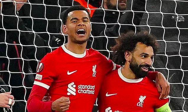 1701398952111050972.jpg 1701398712151.jpg